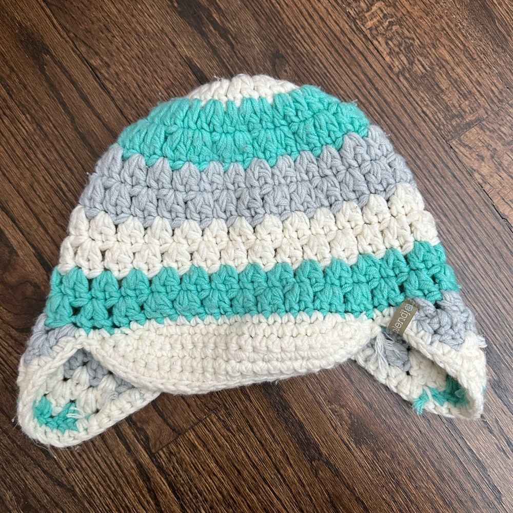 Special blend crochet bucket hat